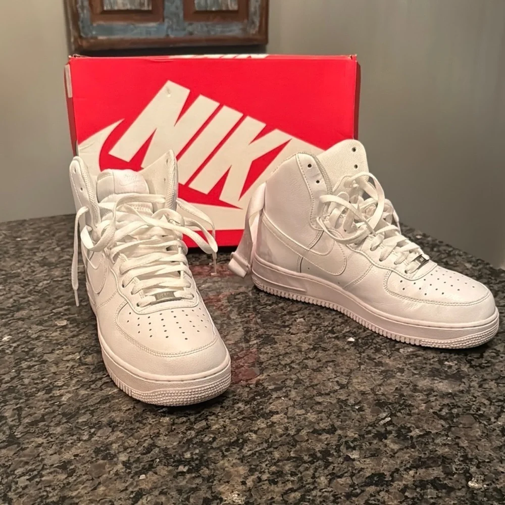 Nike Air Force Max CB 2 Hyperfuse High-Top Sneakers EUC 10.5